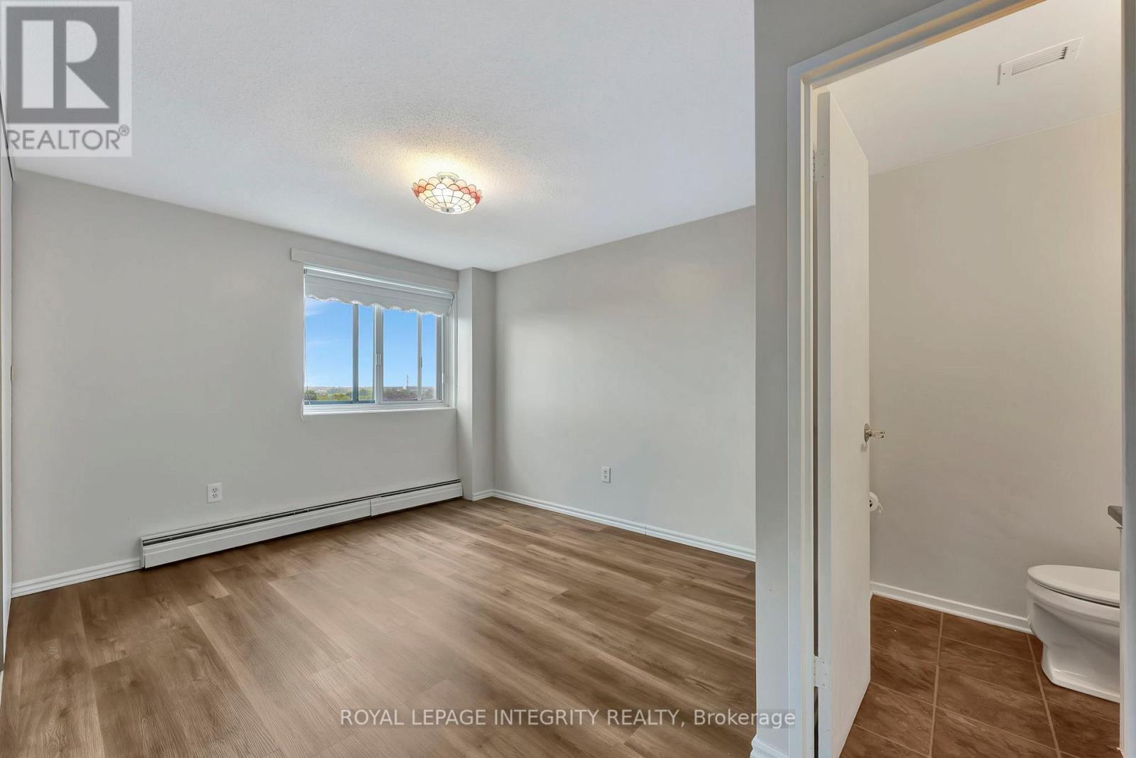 504 - 20 Chesterton Drive