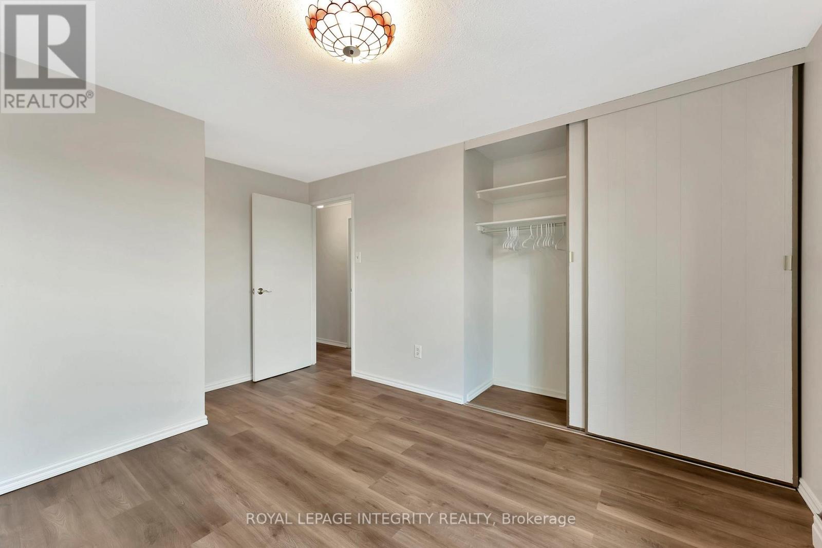 504 - 20 Chesterton Drive