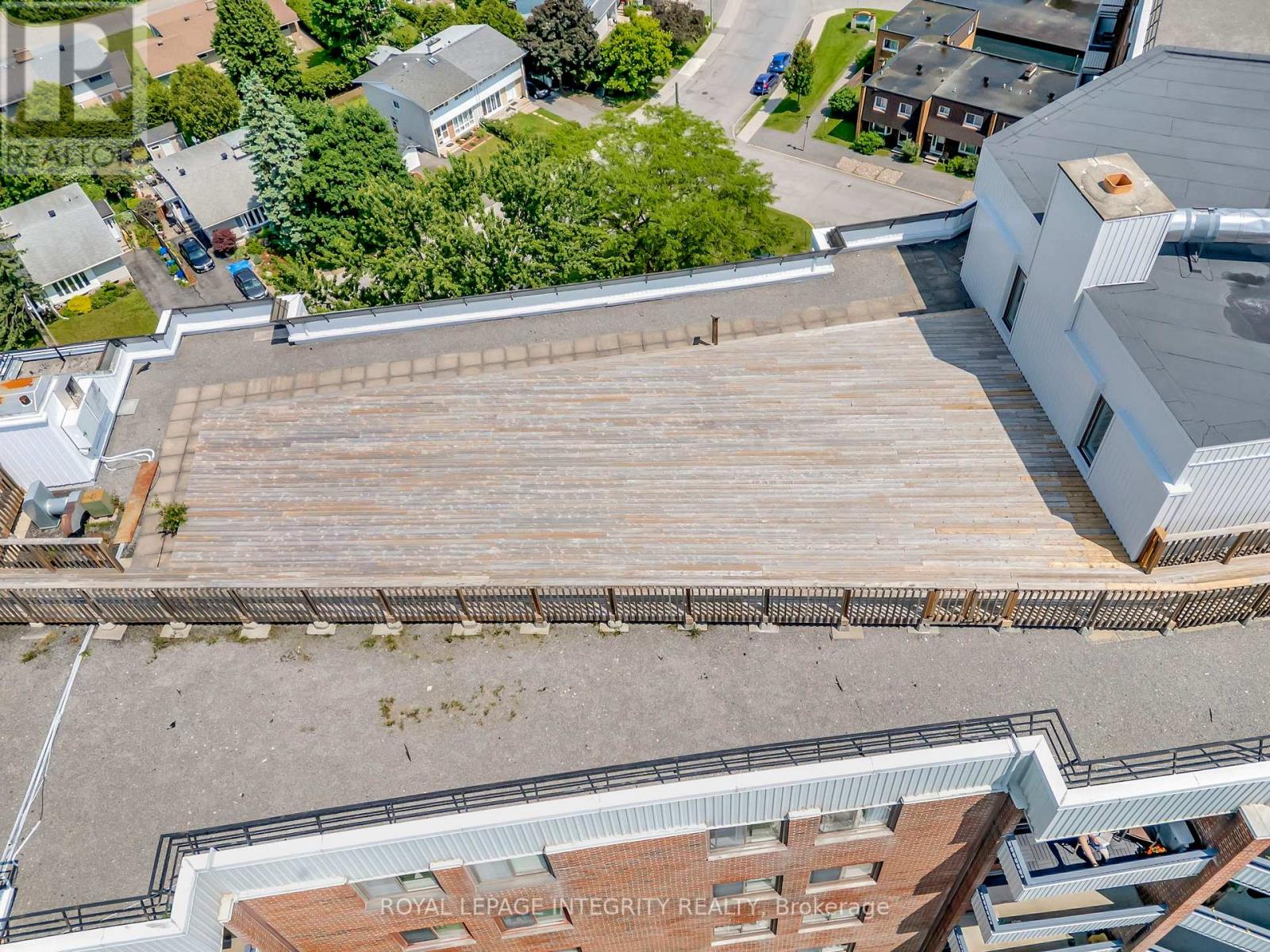 504 - 20 Chesterton Drive