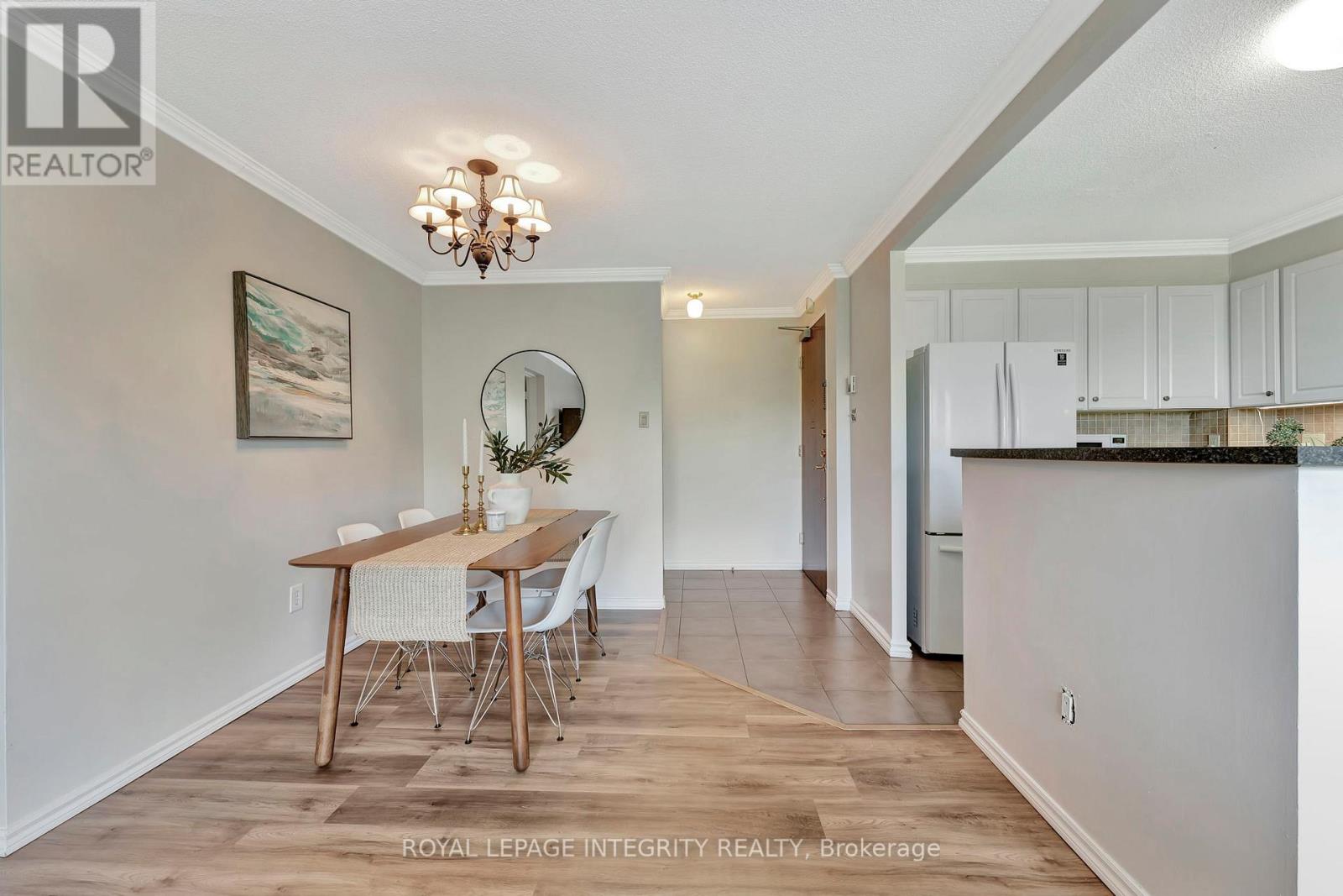 504 - 20 Chesterton Drive