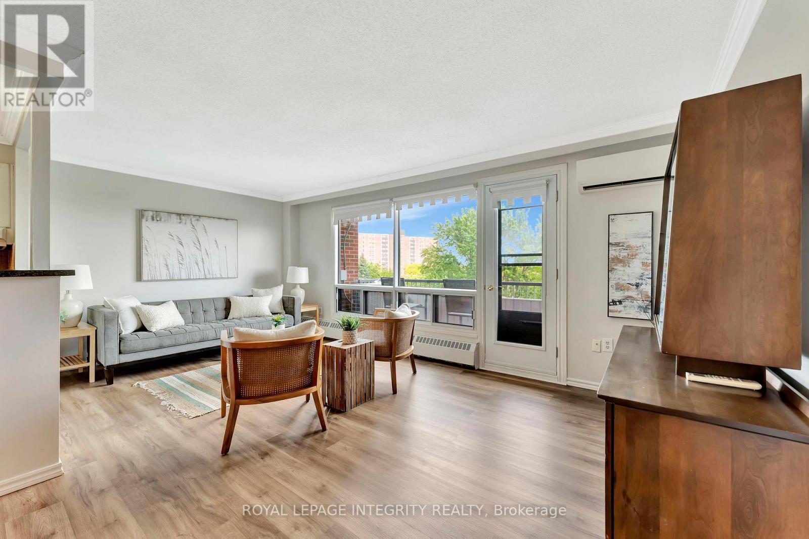 504 - 20 Chesterton Drive