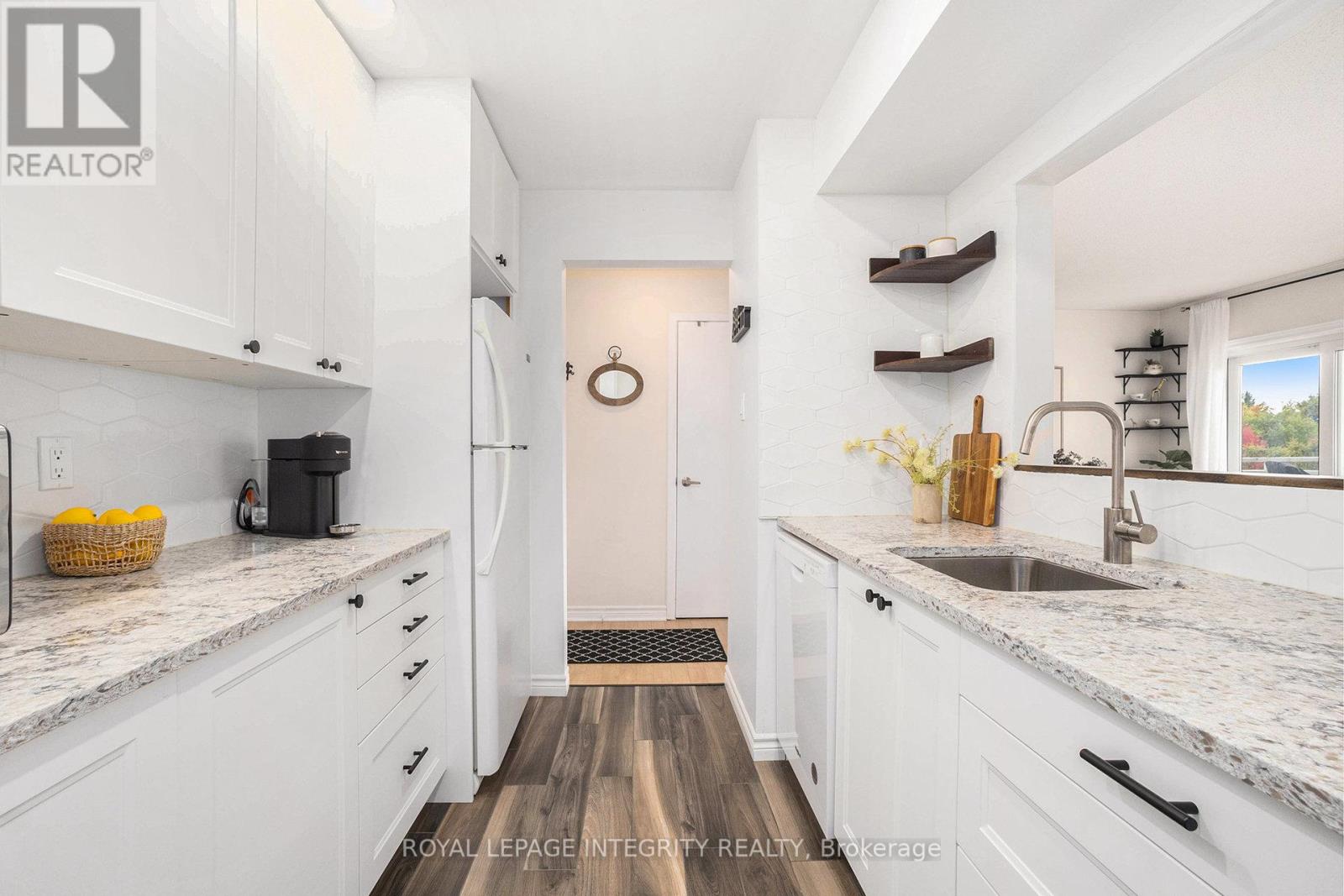 210 - 270 Lorry Greenberg Drive S