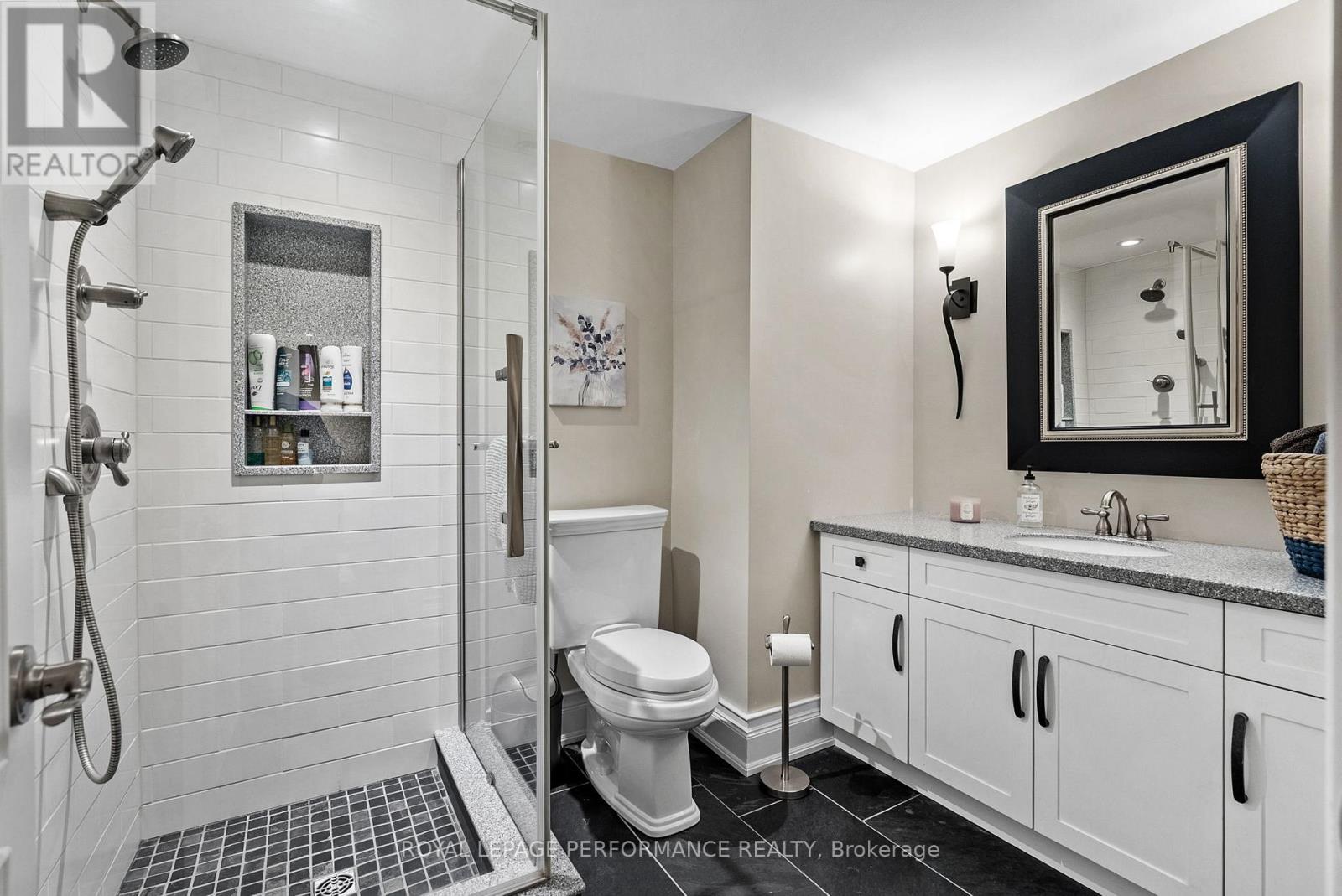 6721 Yacht Boulevard