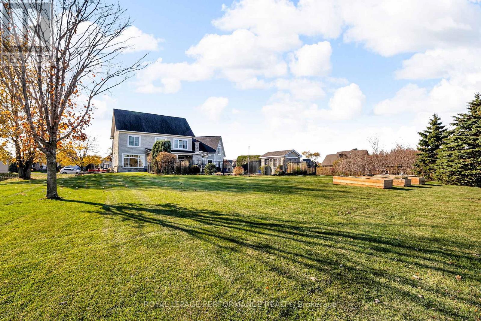 6721 Yacht Boulevard