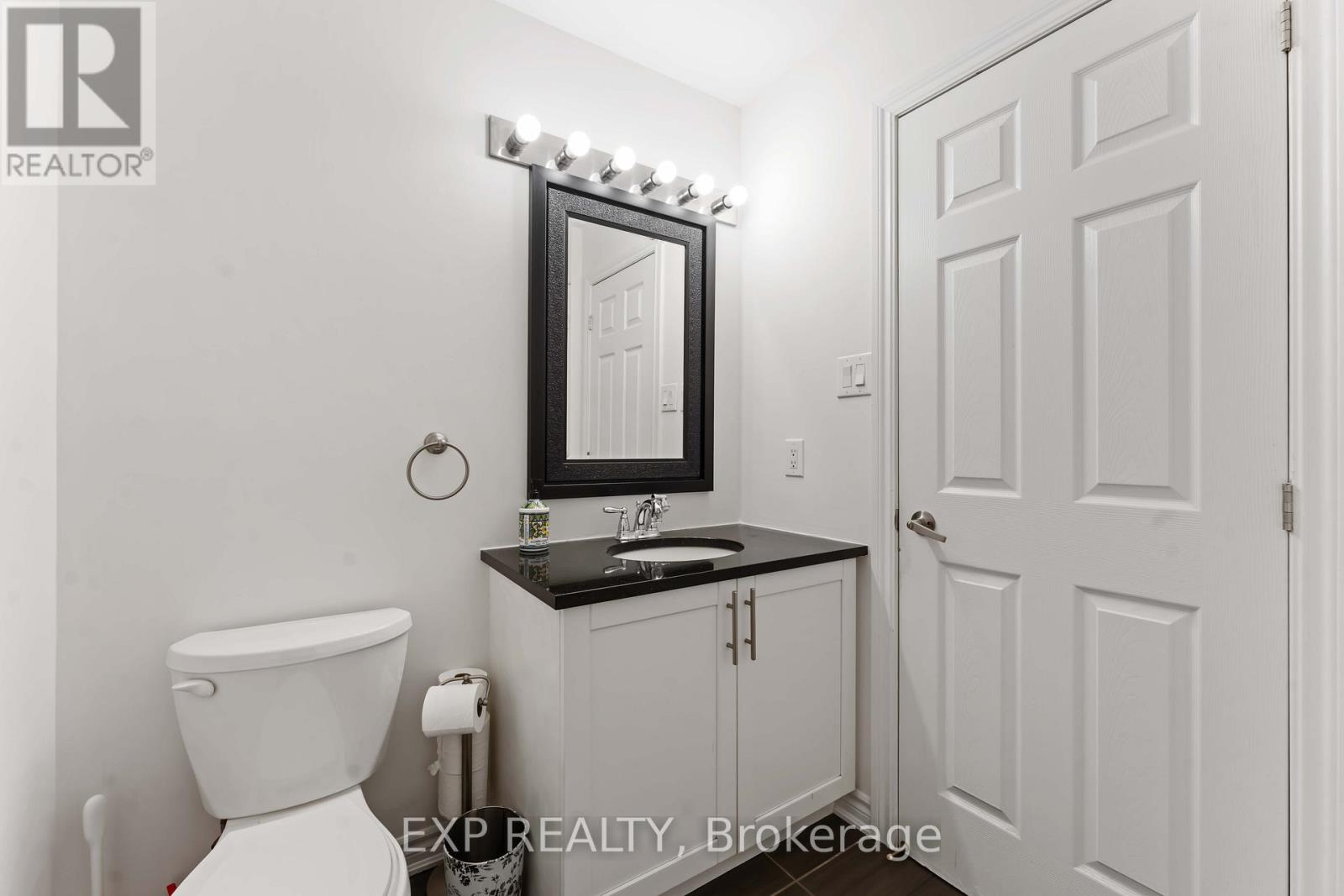 226 Par-la-ville Circle