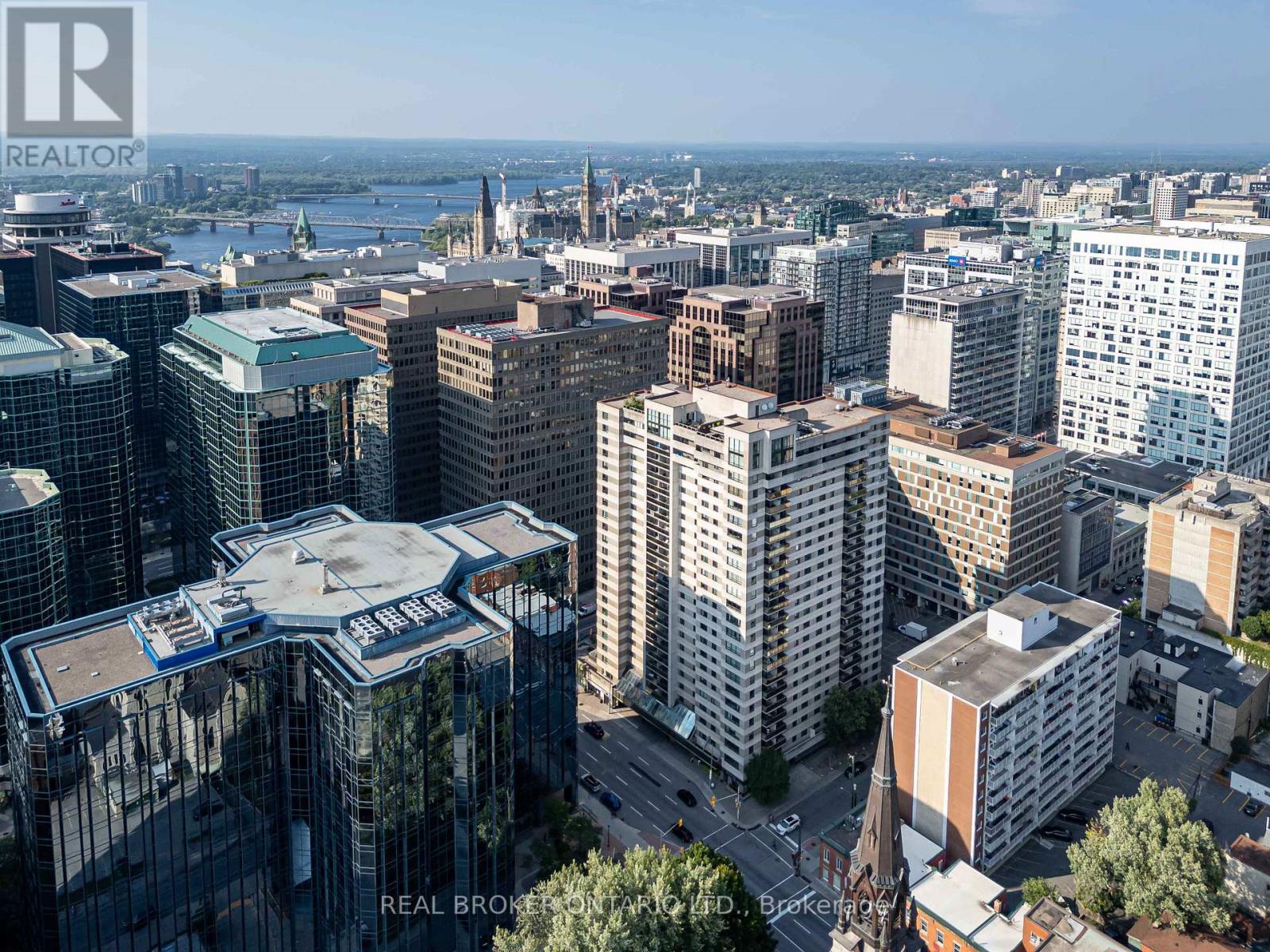 906 - 199 Kent Street