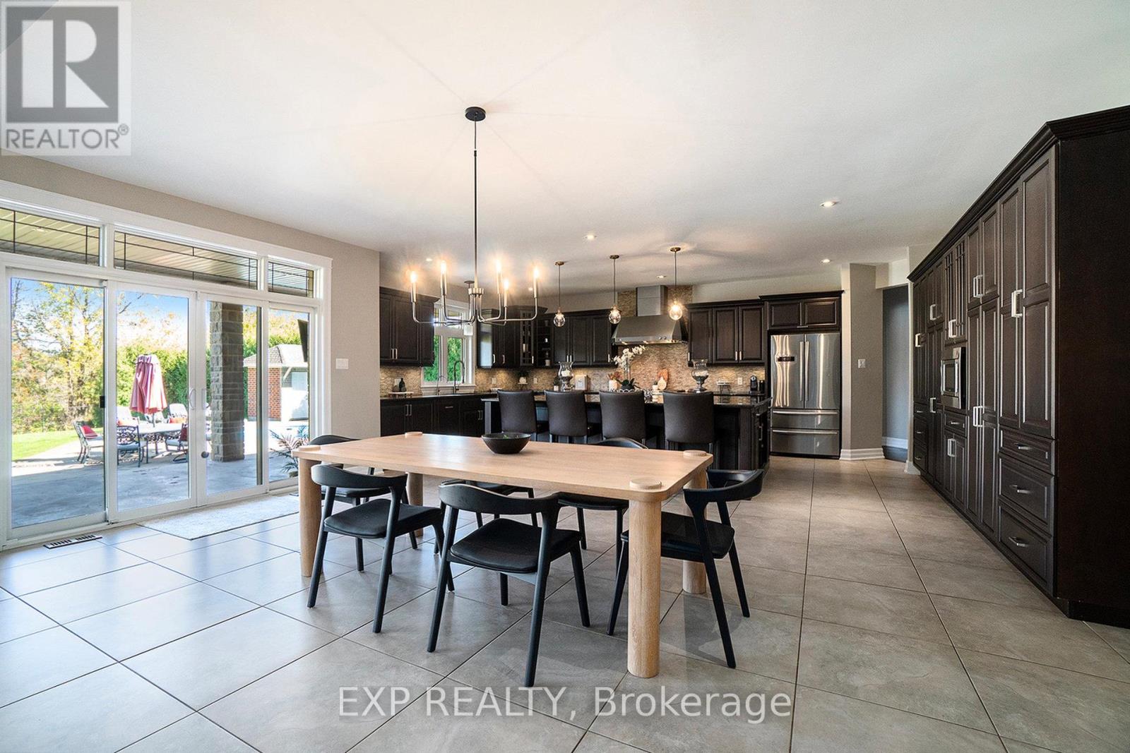 450 Lockmaster Crescent