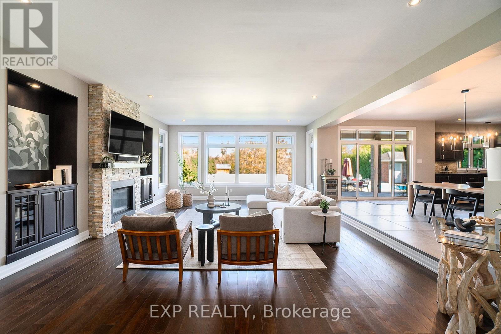 450 Lockmaster Crescent