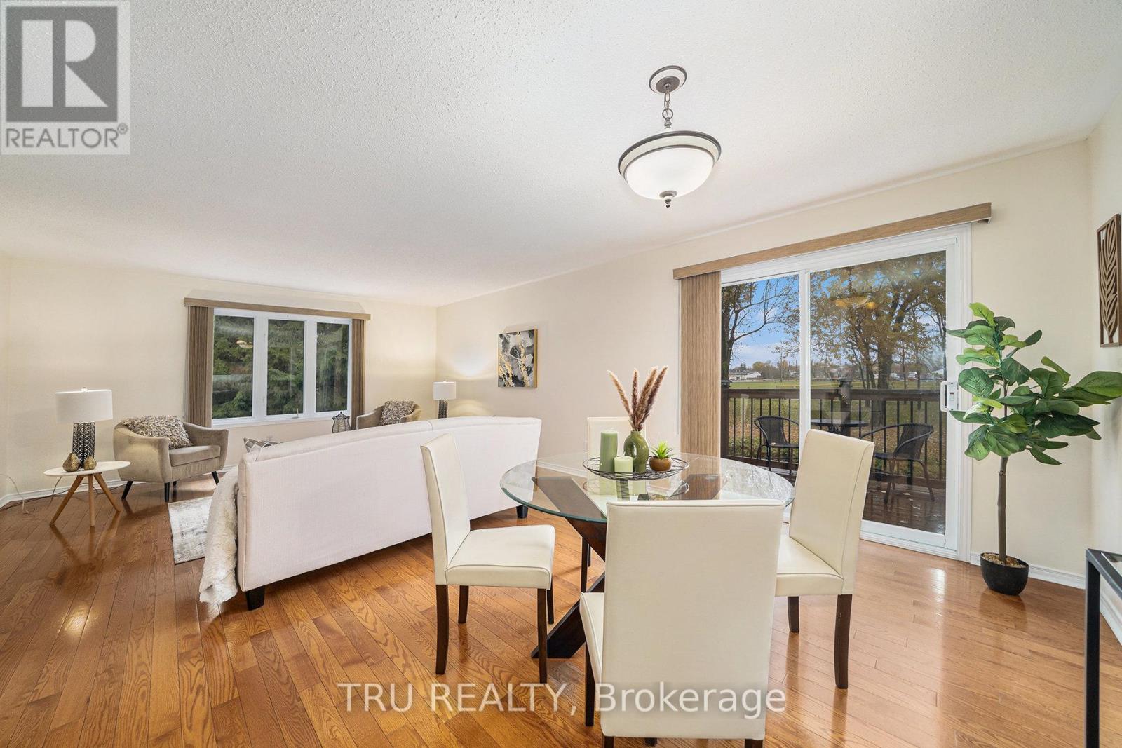 70 Dr. Gordon Crescent