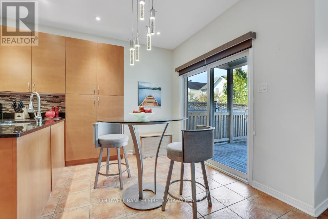 104 Streamside Crescent