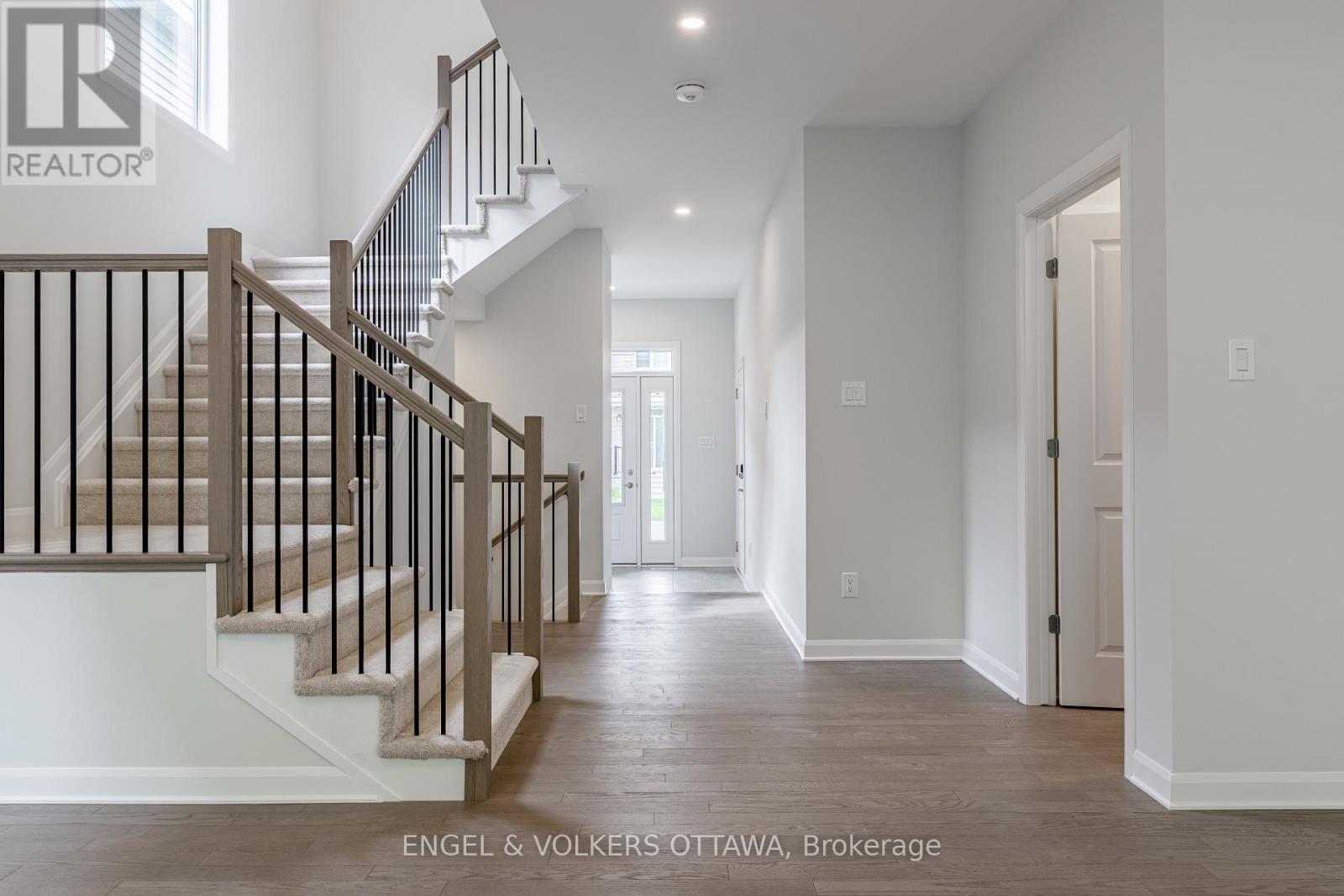 325 Elsie Macgill Walk