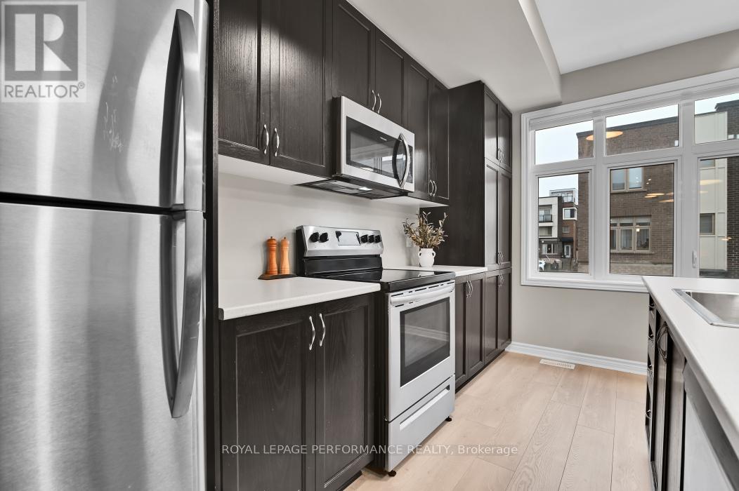 215 Makadewa Private