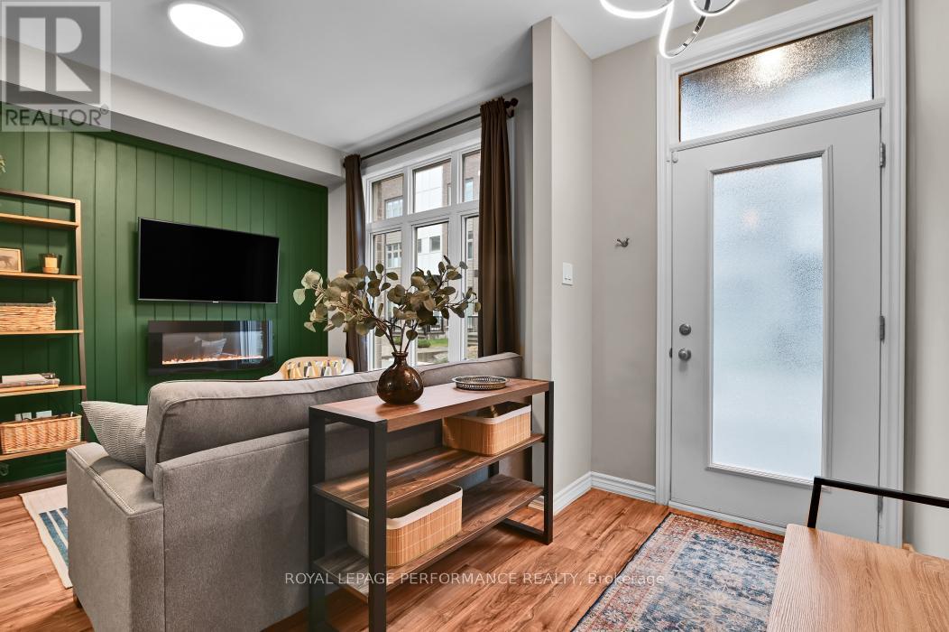 215 Makadewa Private