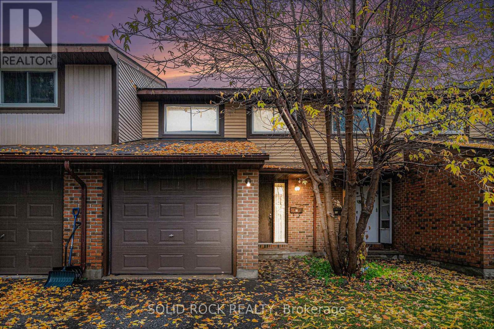 90 - 15 Baneberry Crescent