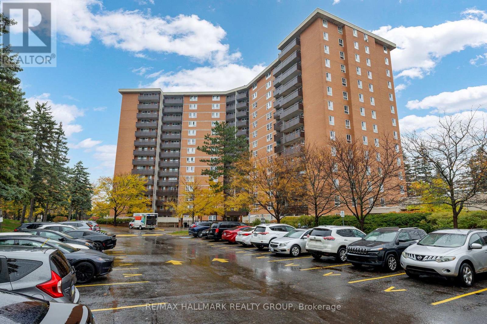 1006 - 2020 Jasmine Crescent