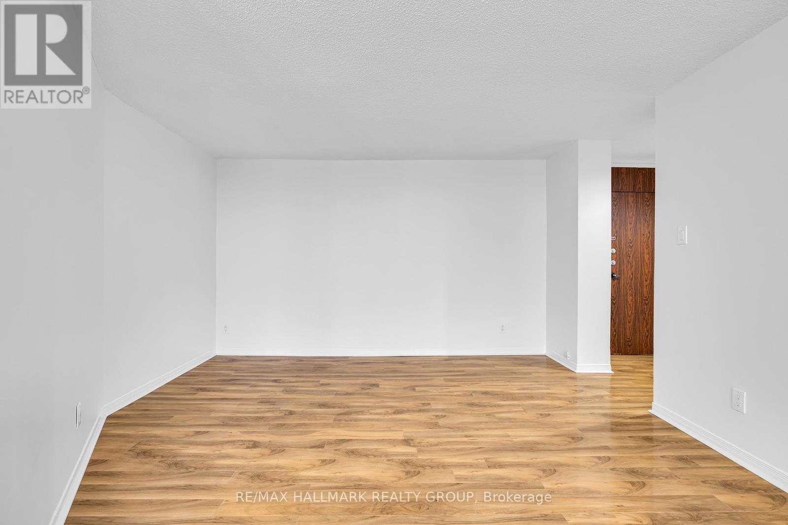 1006 - 2020 Jasmine Crescent