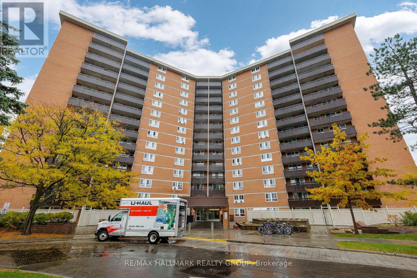 1006 - 2020 Jasmine Crescent