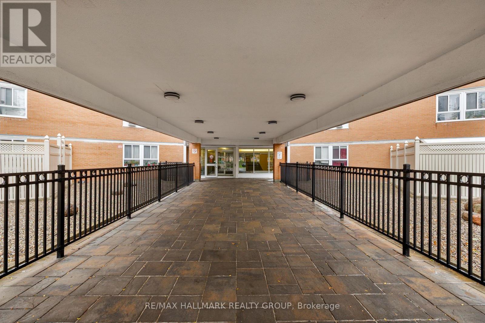 1006 - 2020 Jasmine Crescent