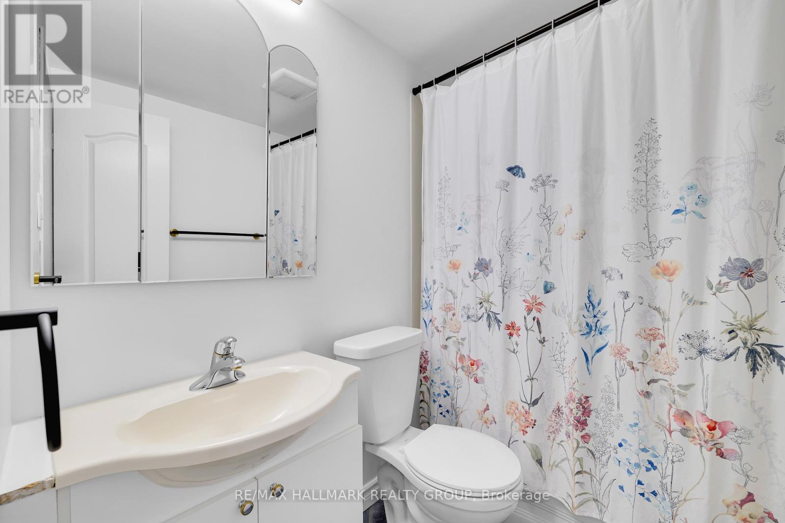 1006 - 2020 Jasmine Crescent