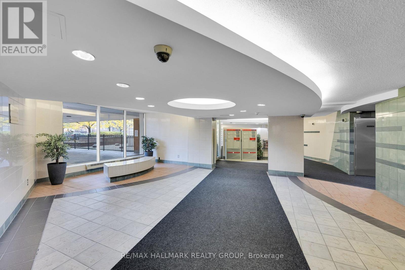 1006 - 2020 Jasmine Crescent