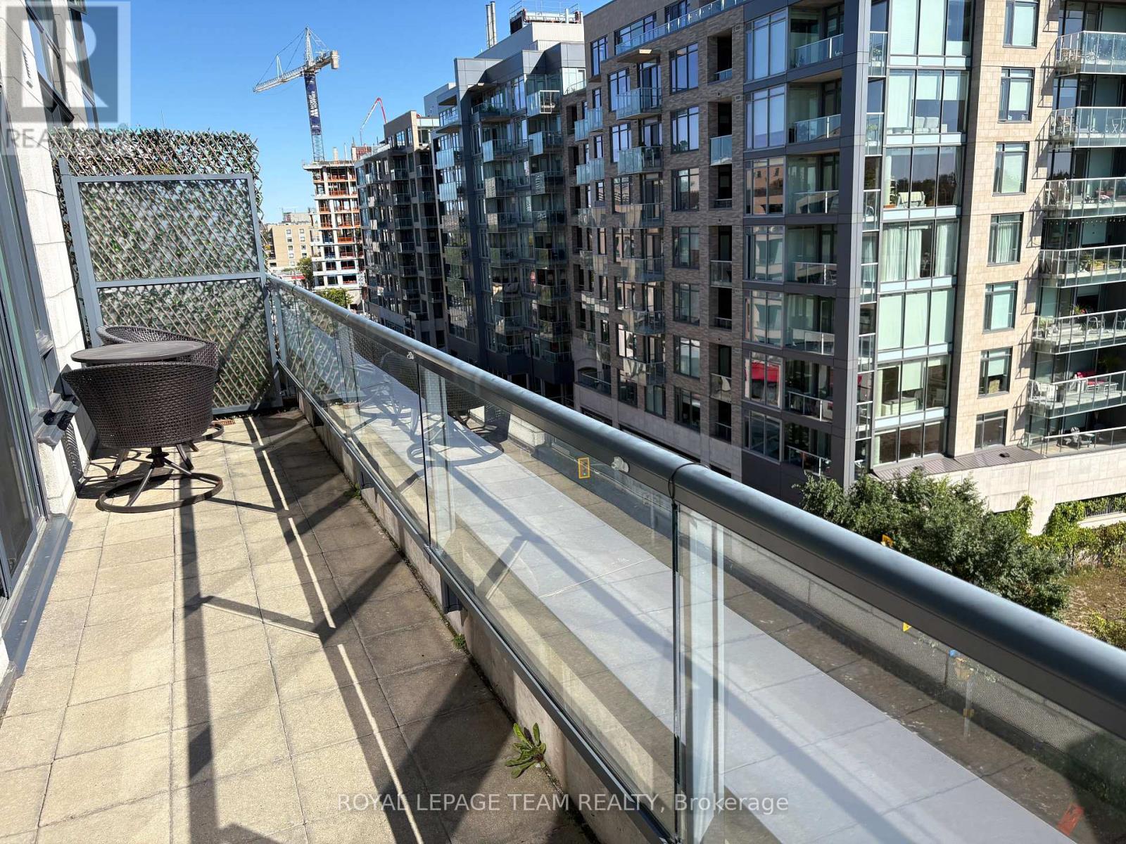 717 - 360 Patricia Avenue