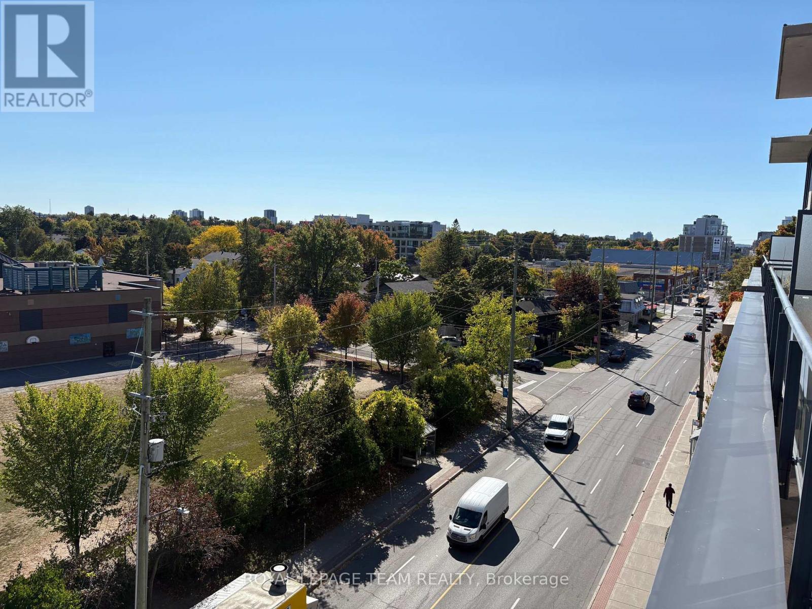 717 - 360 Patricia Avenue