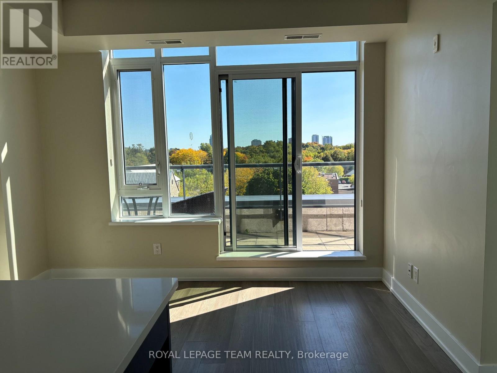 717 - 360 Patricia Avenue