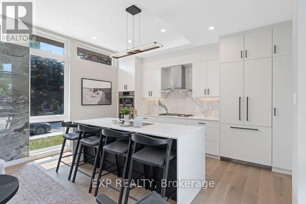 261 Dovercourt Avenue