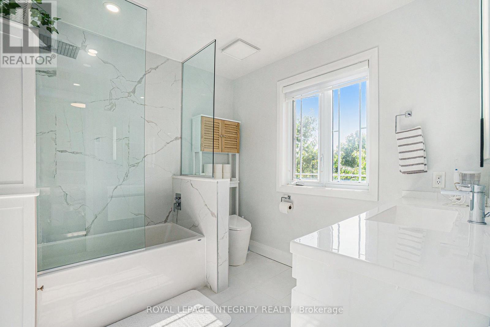 25 Berry Glen Street