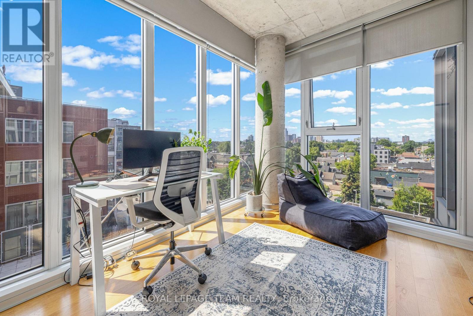 608 - 354 Gladstone Avenue