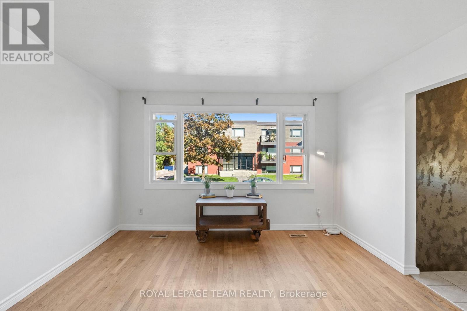 1308 Summerville Avenue