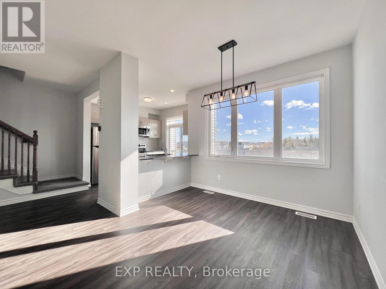 2076 Leinster Circle