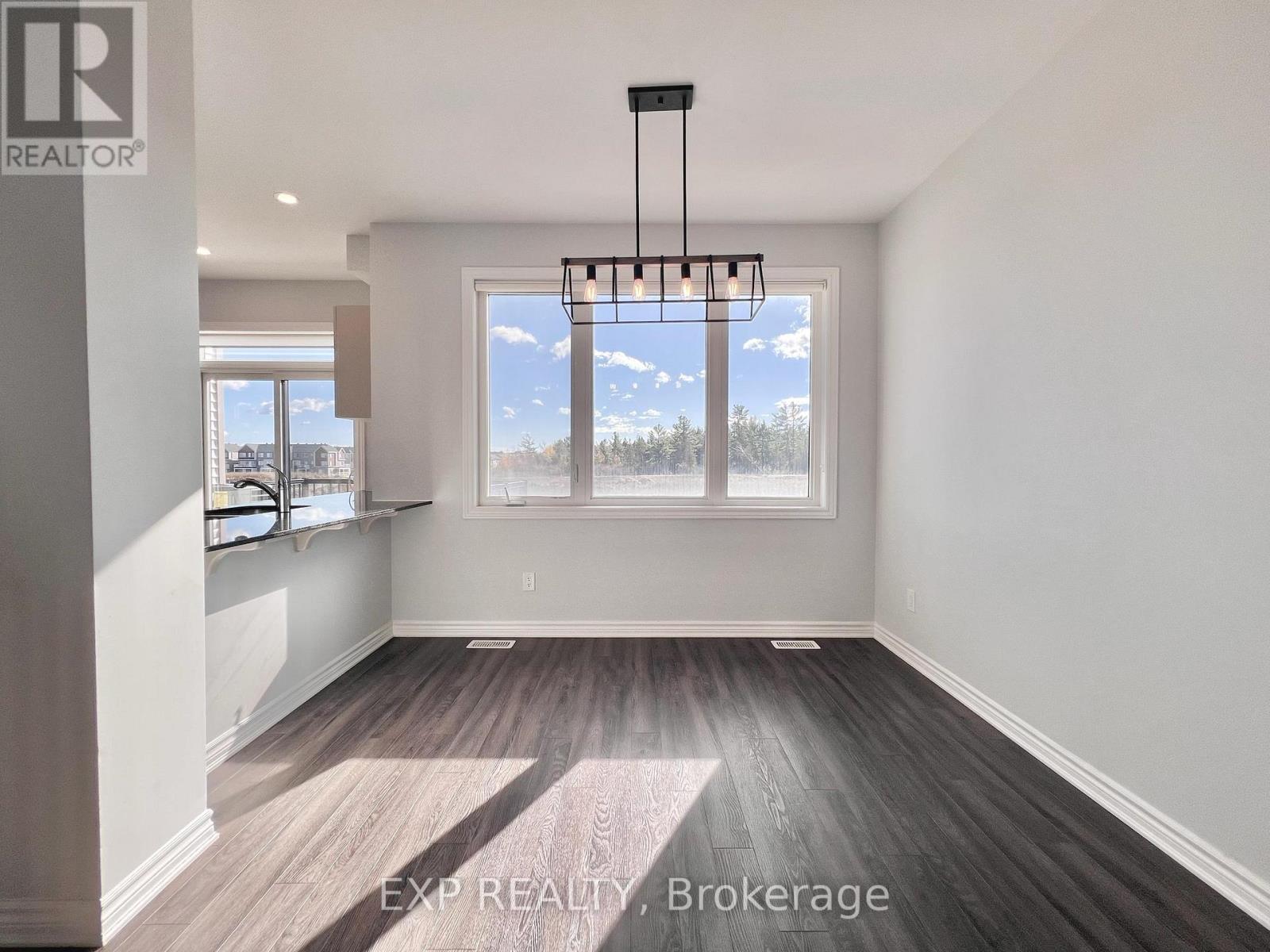 2076 Leinster Circle