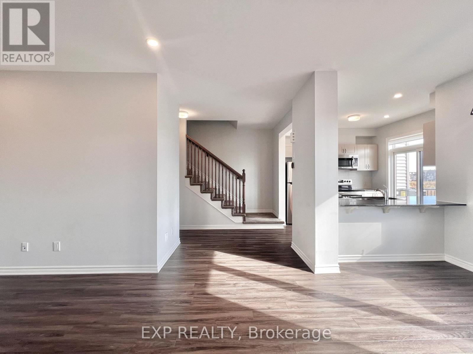 2076 Leinster Circle