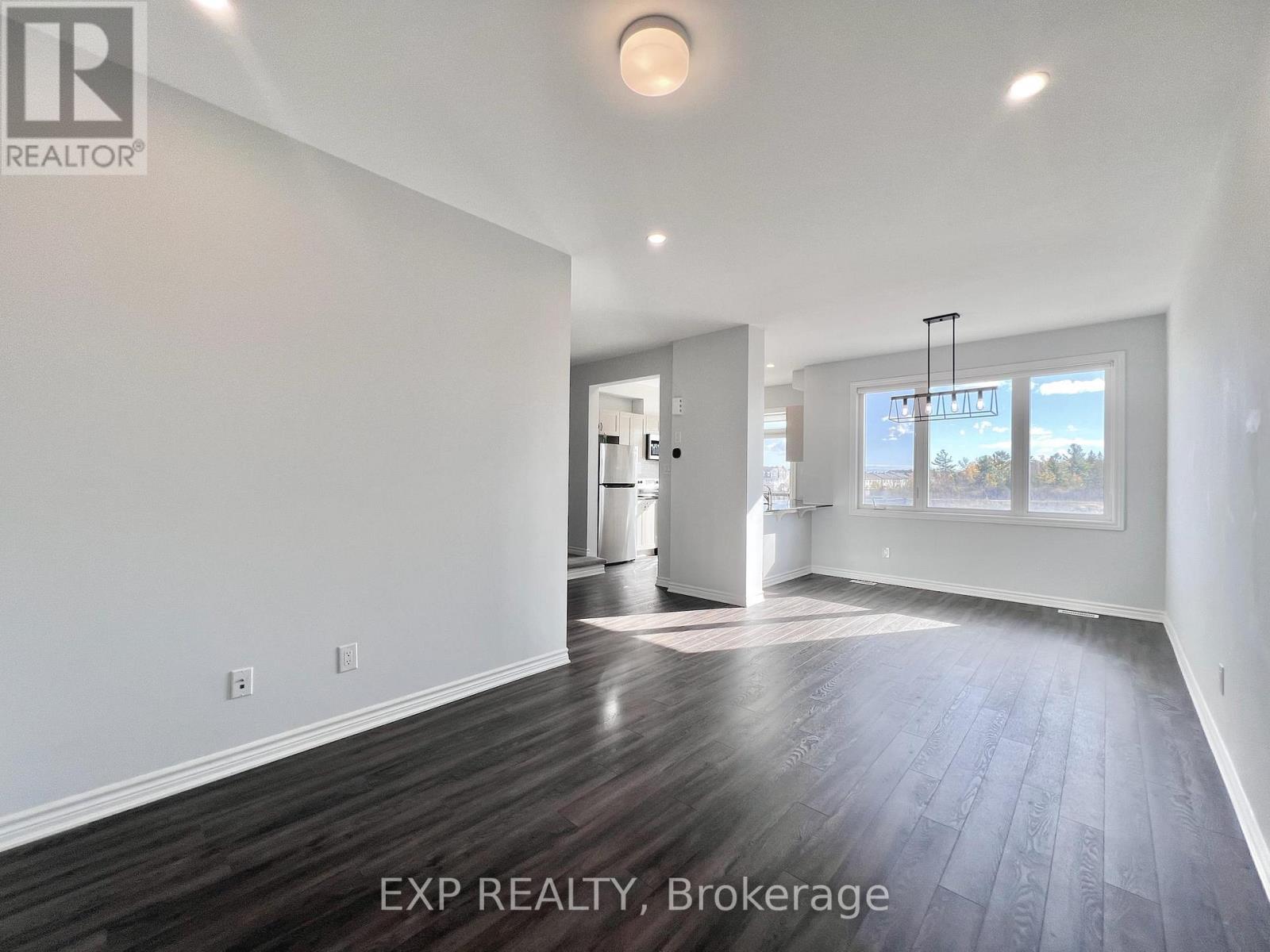 2076 Leinster Circle