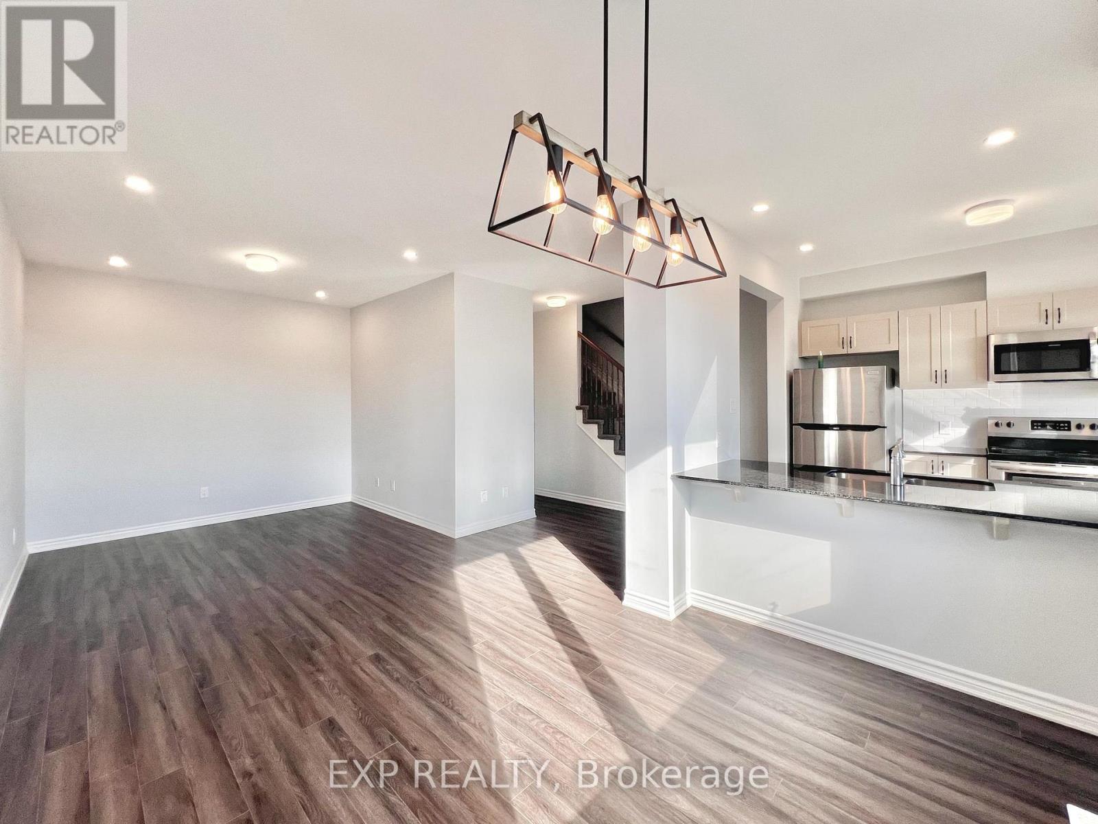 2076 Leinster Circle