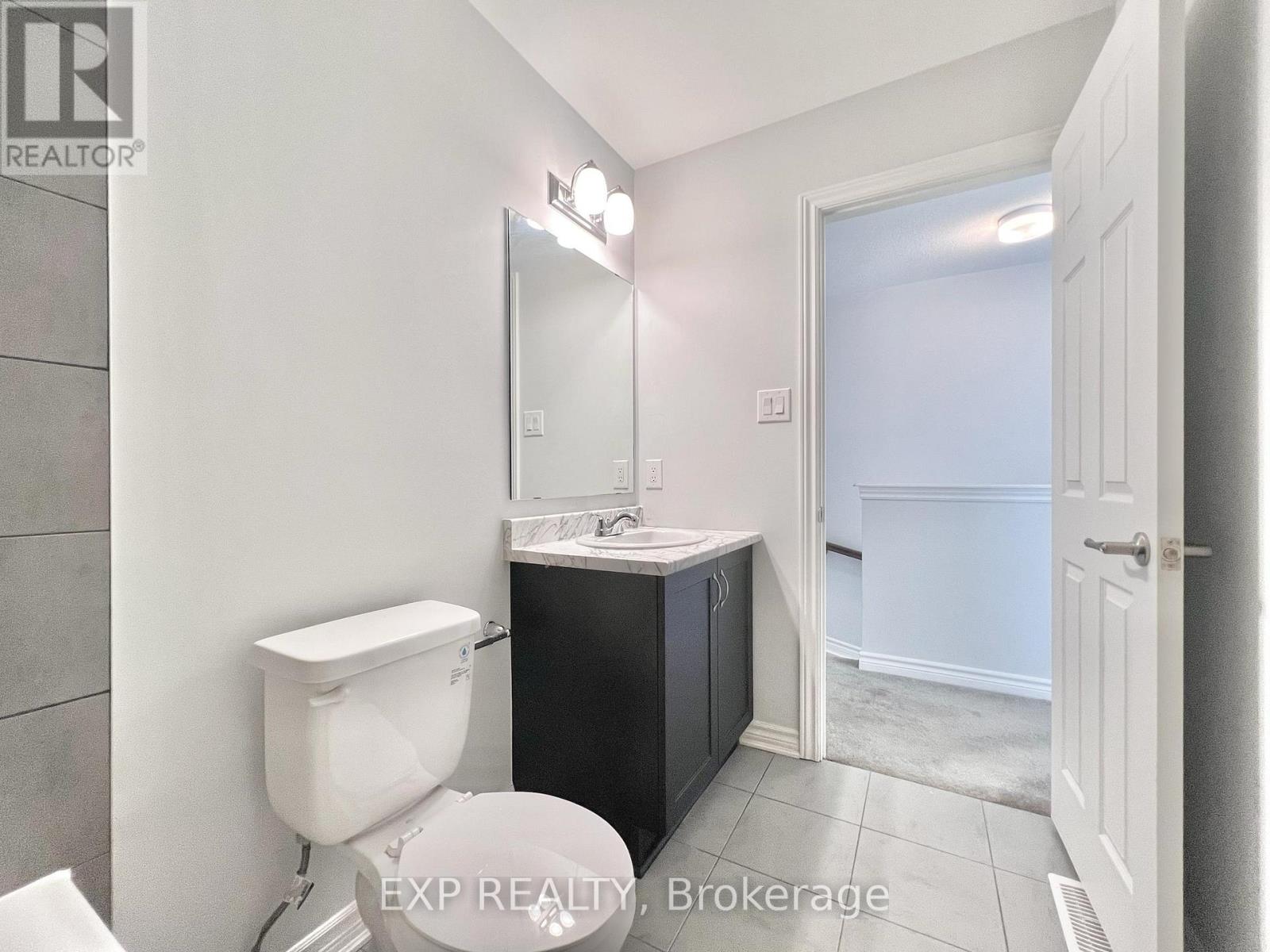 2076 Leinster Circle