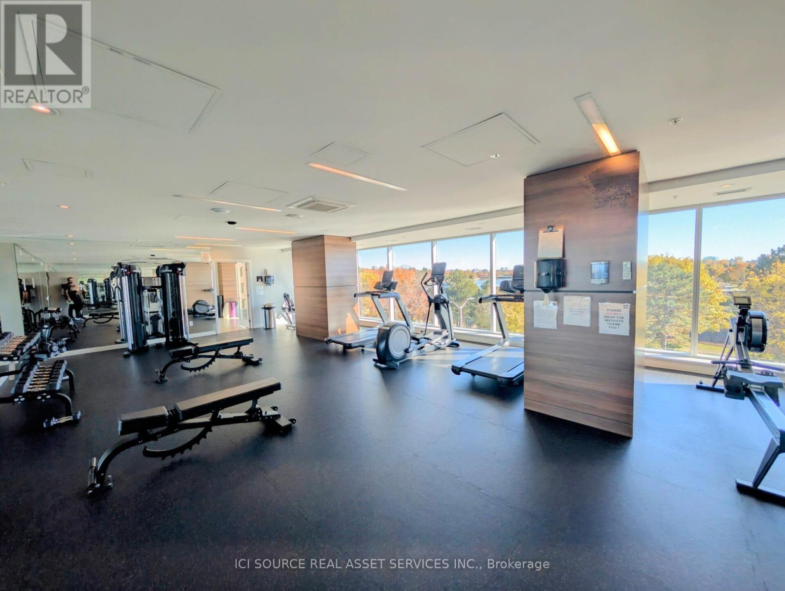 3003 - 805 Carling Avenue