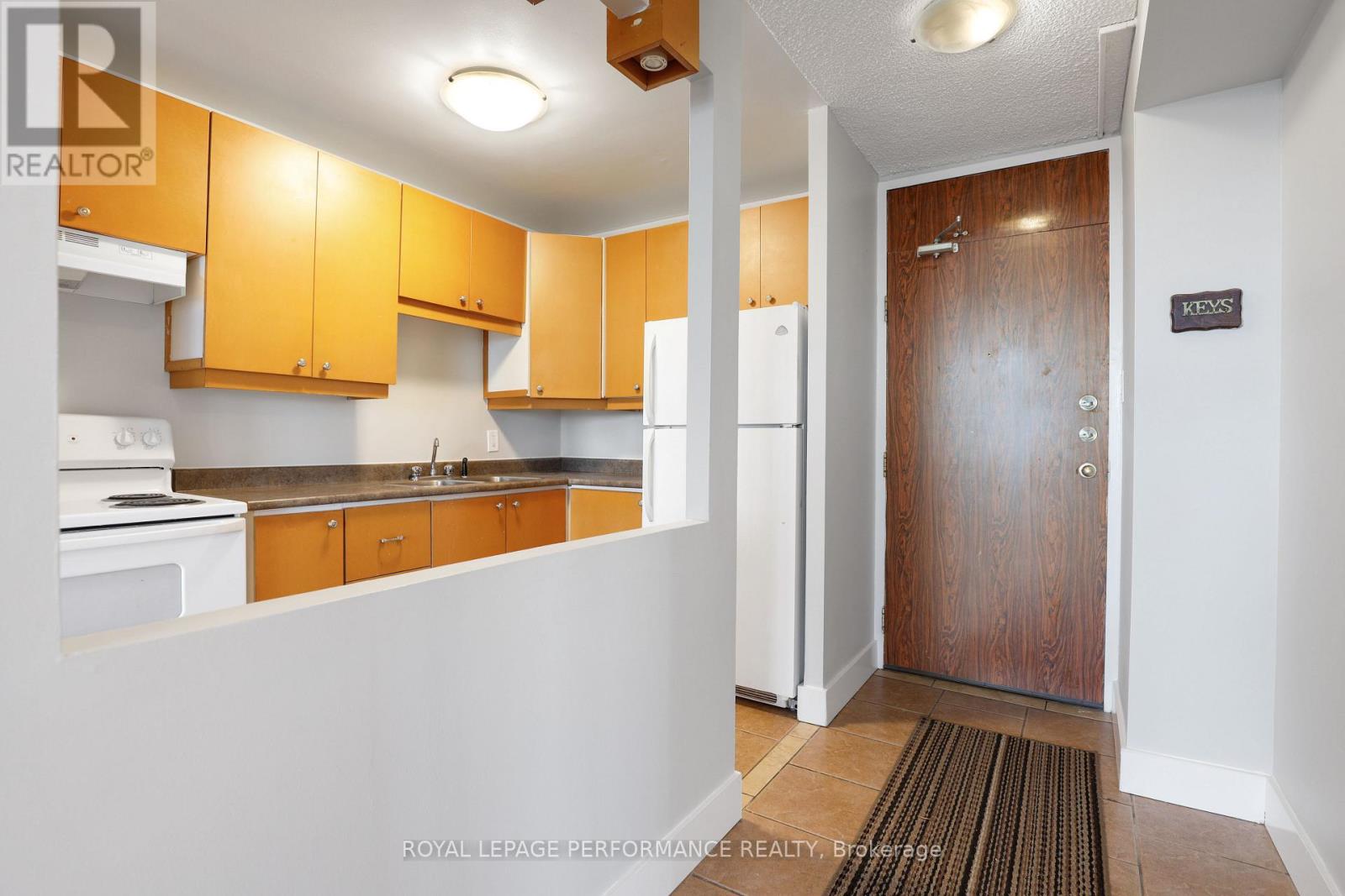 810 - 2020 Jasmine Crescent