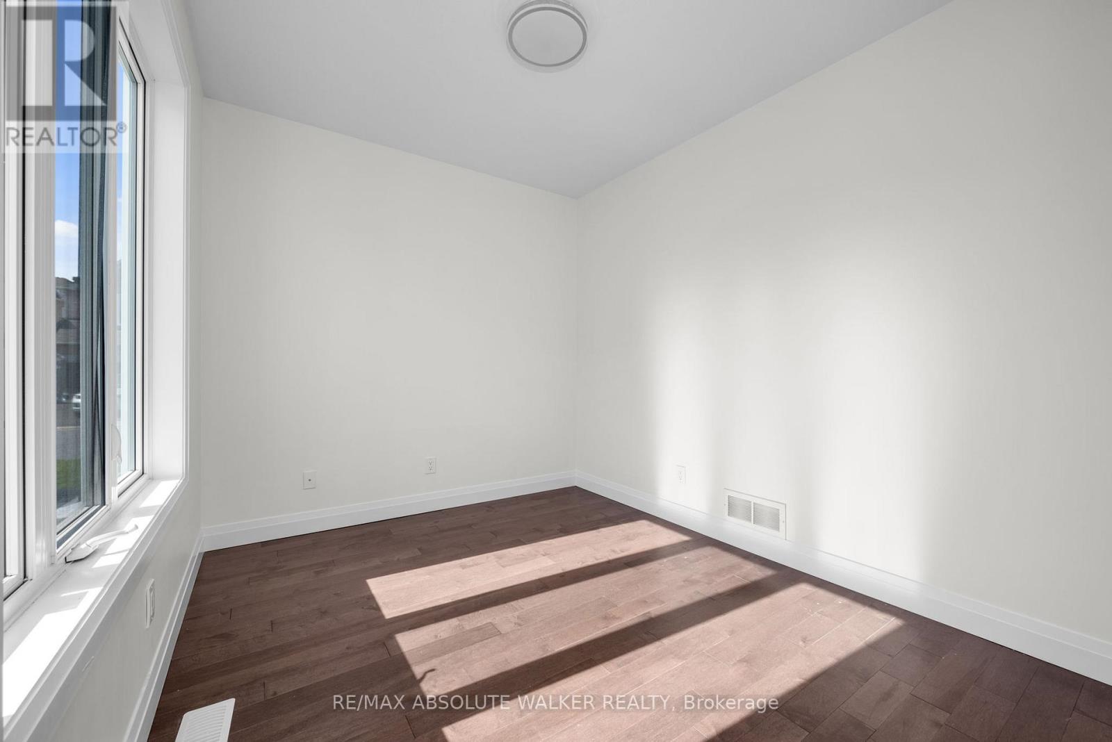 424 Nittany Crescent