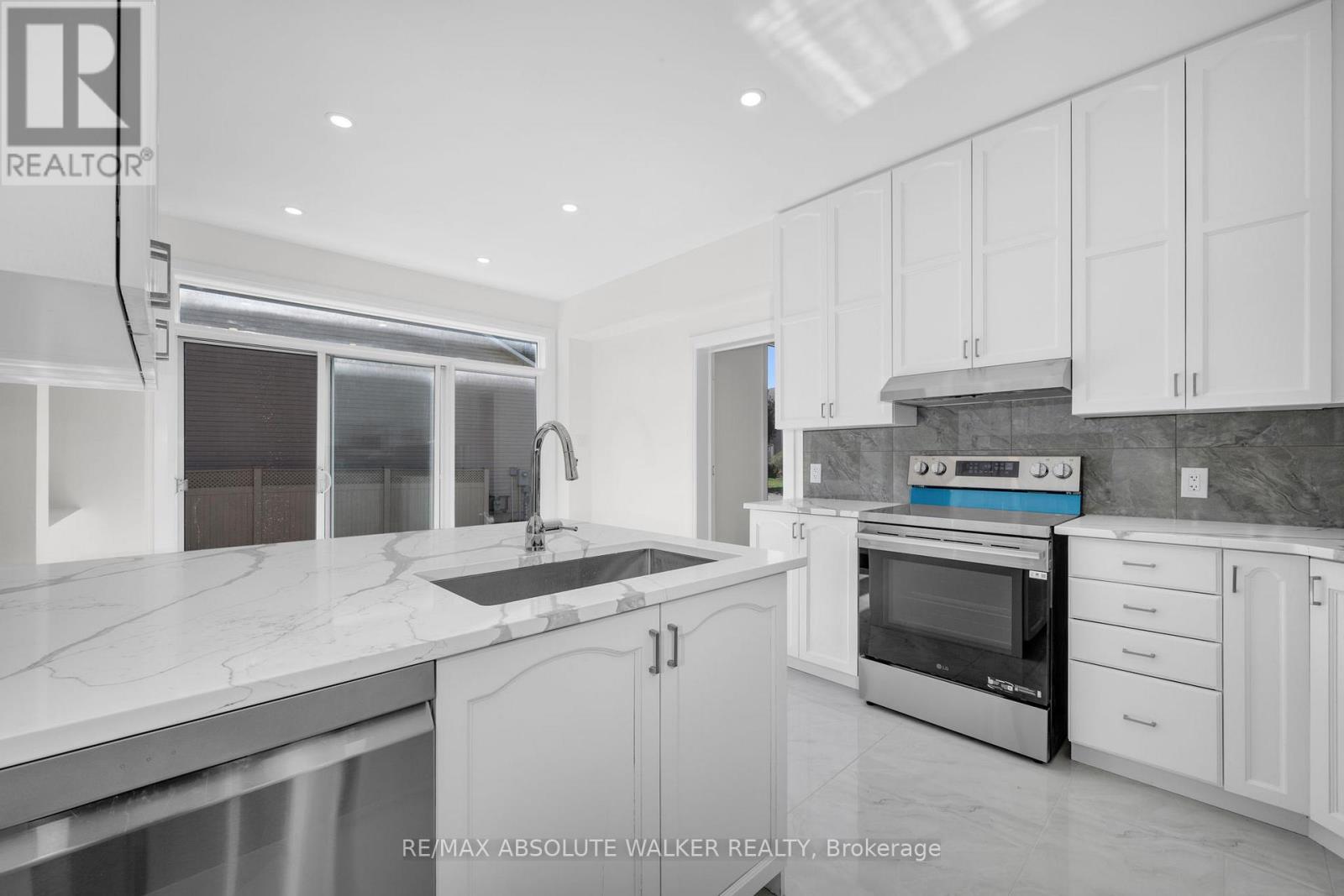 424 Nittany Crescent