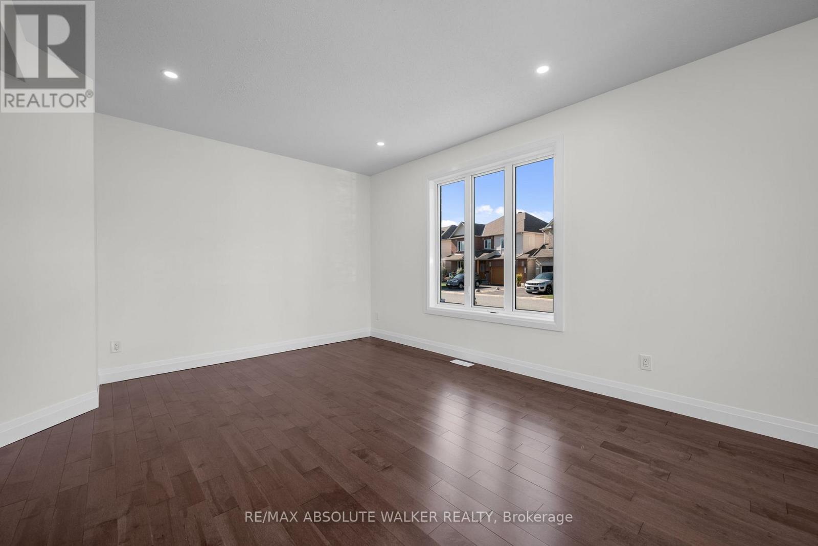 424 Nittany Crescent