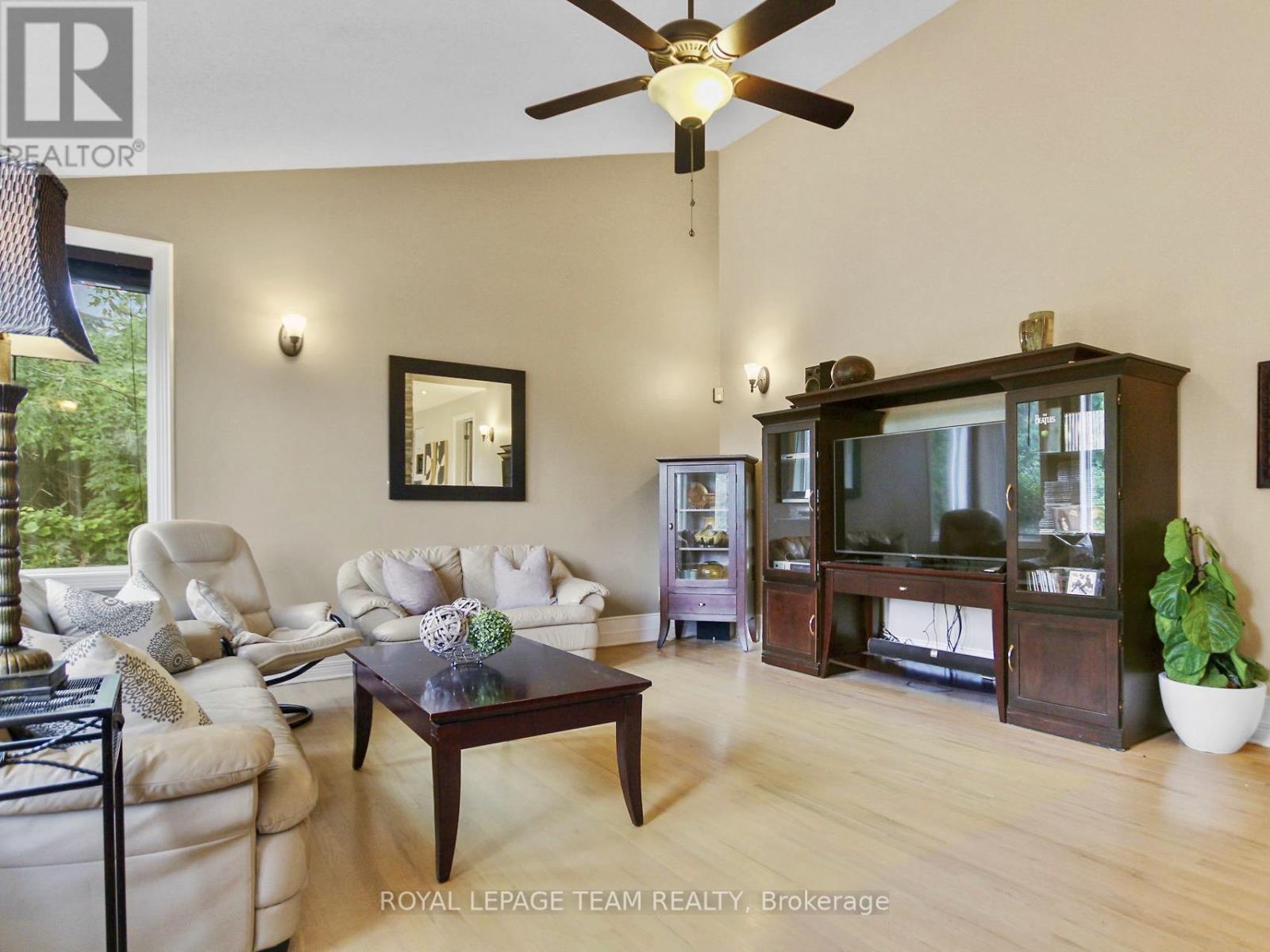 1105 Cindy Hill Crescent