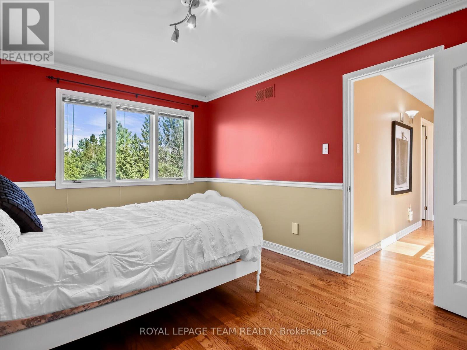 1105 Cindy Hill Crescent