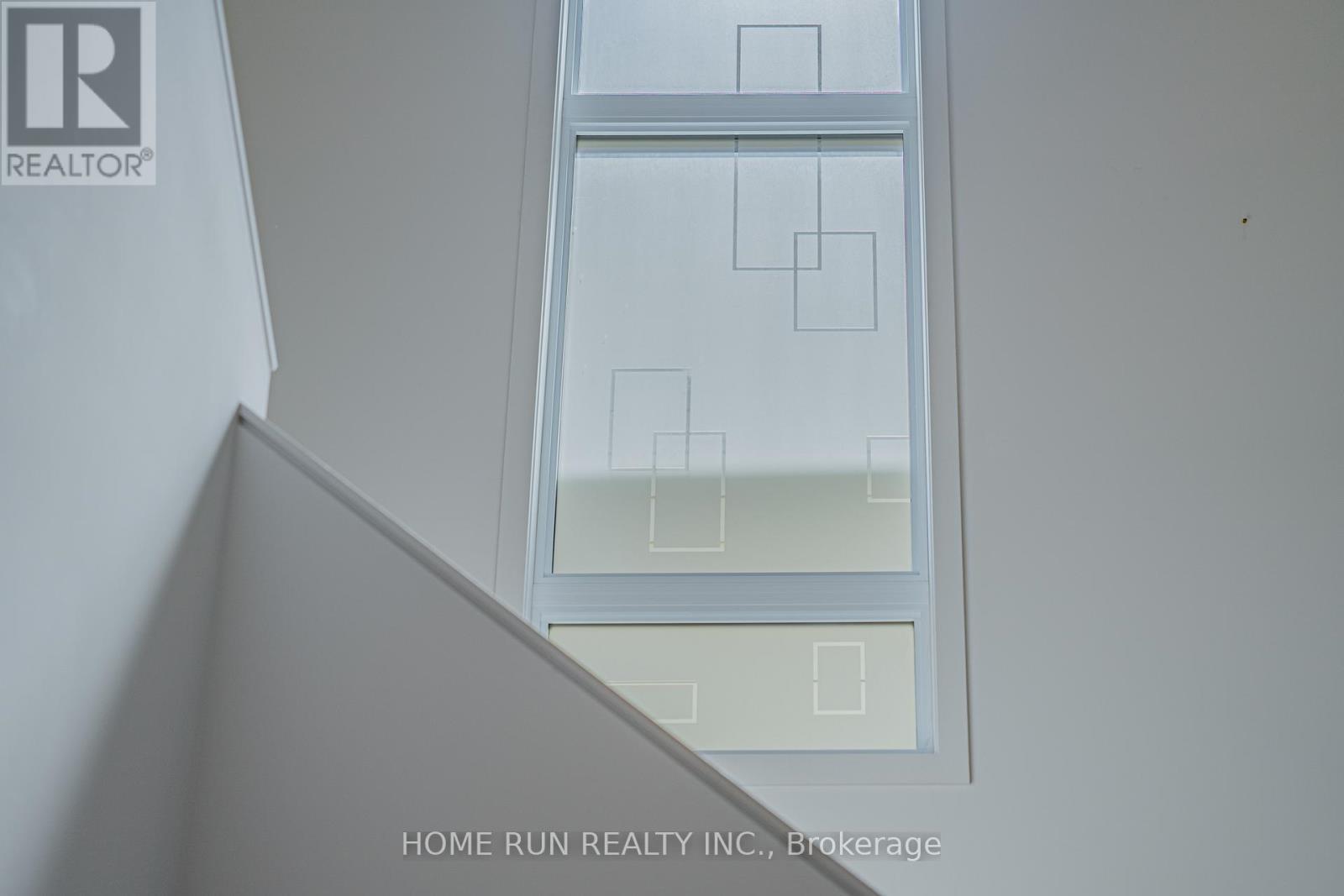 899 Ralph Hennessy Avenue