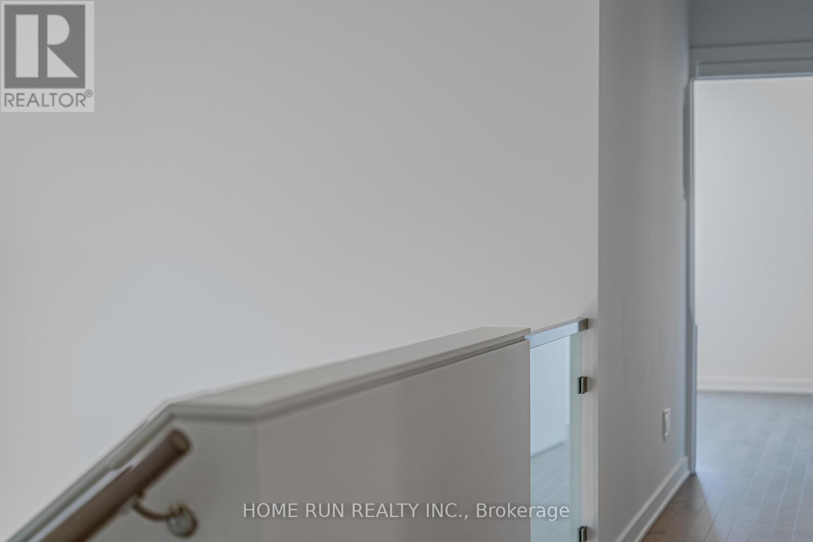 899 Ralph Hennessy Avenue