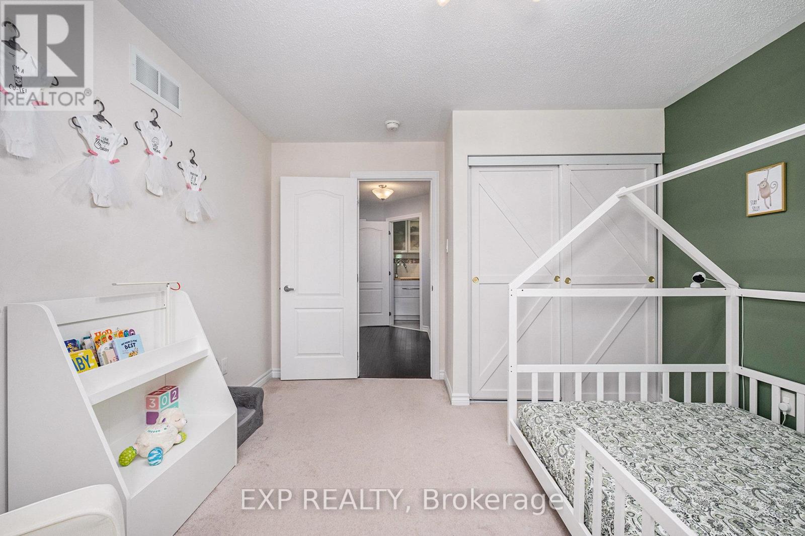 233 Rivertree Street