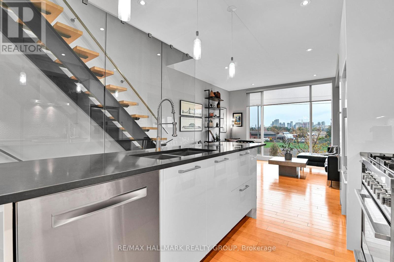 68g Stonehurst Avenue