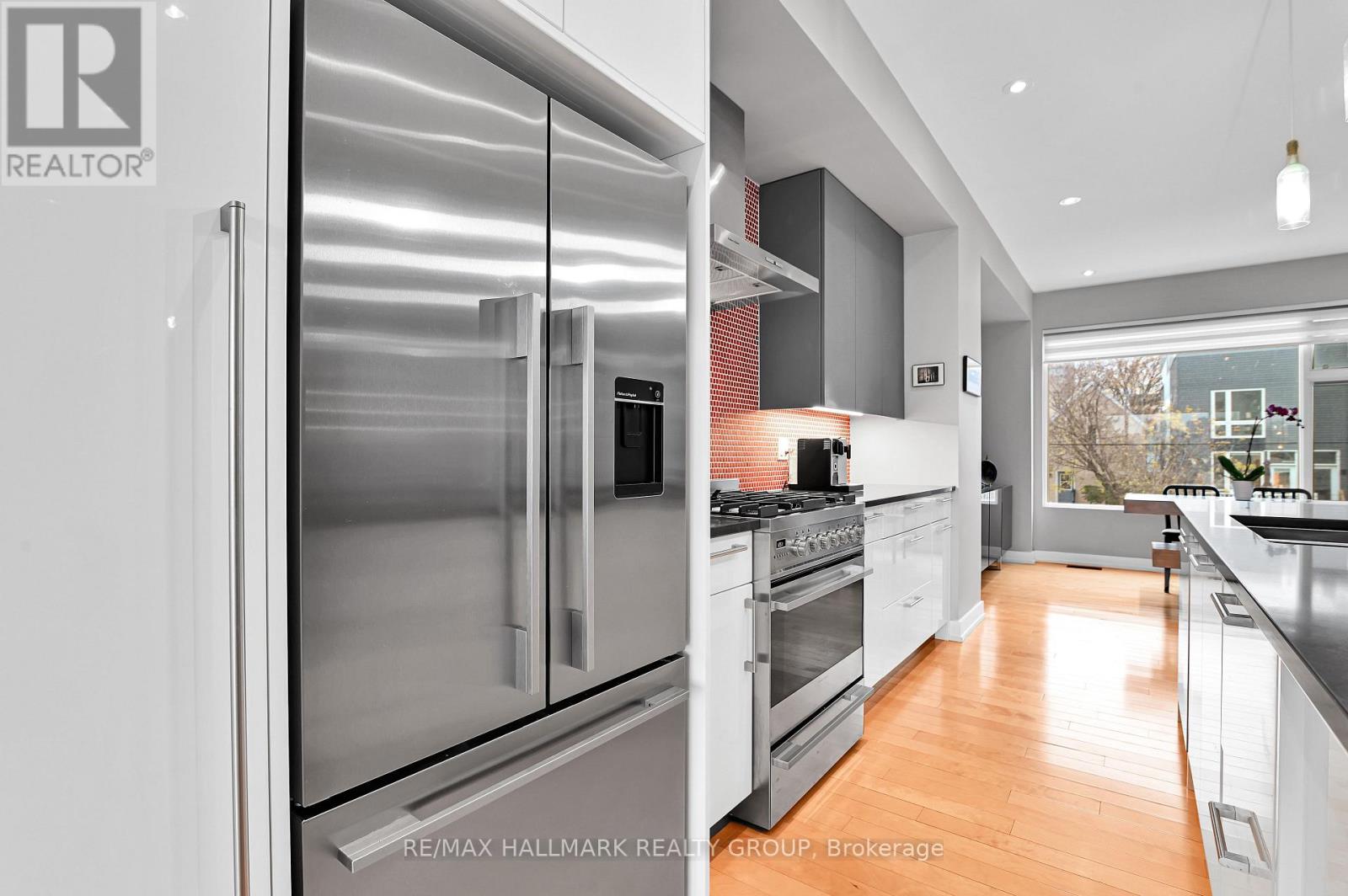 68g Stonehurst Avenue