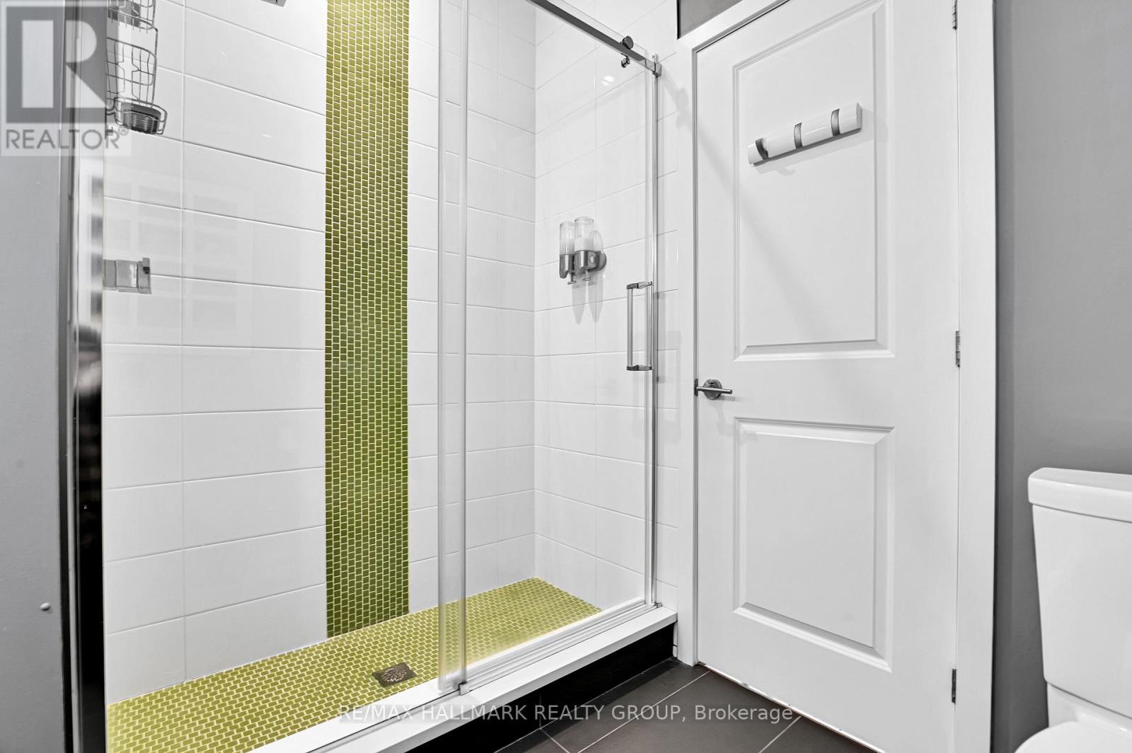 68g Stonehurst Avenue